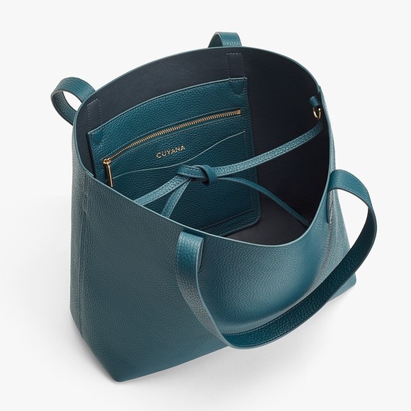 CUYANA Small Structured Leather Tote in Deep Ocean / Navy - Picture 4 of 15